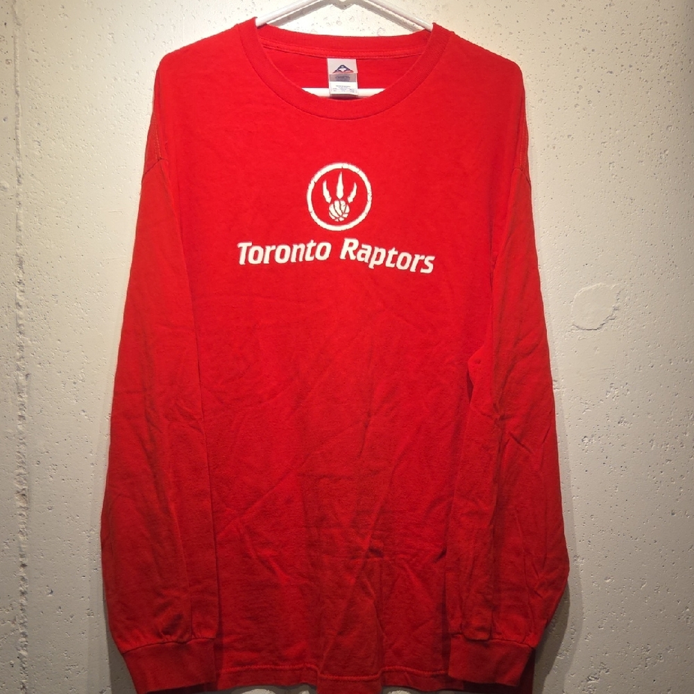 Retro 2000's Toronto Raptors Red Unisex Long Sleeve Tee (XL)